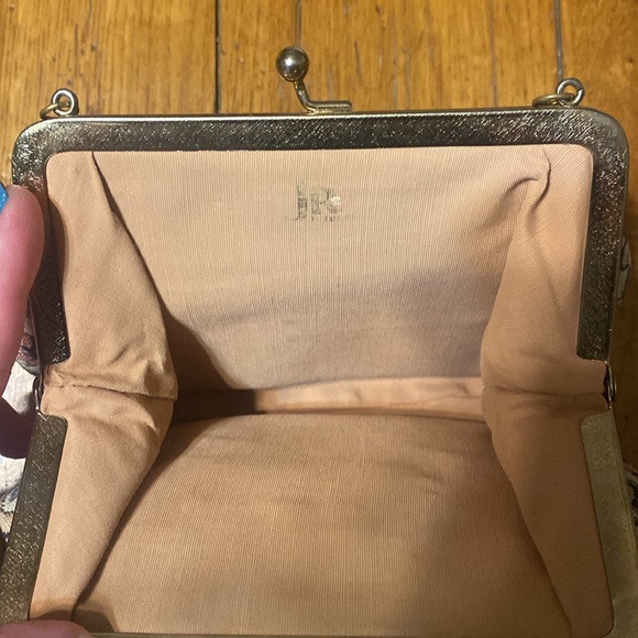 Vintage1950’s JR Miami Victorian clutch purse with gold chain - Picture 4 of 4